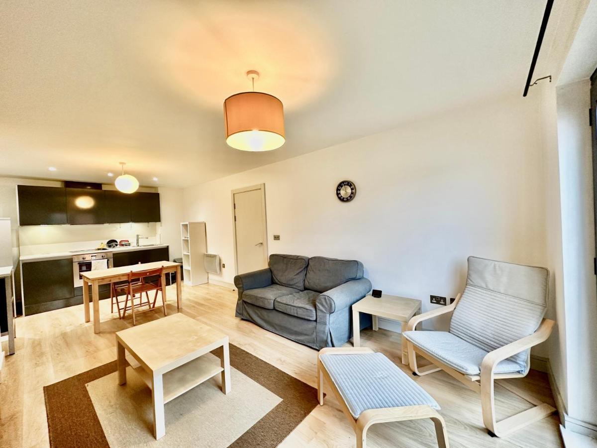 Cosy Canal View Apartment Cardiff Bay Buitenkant foto
