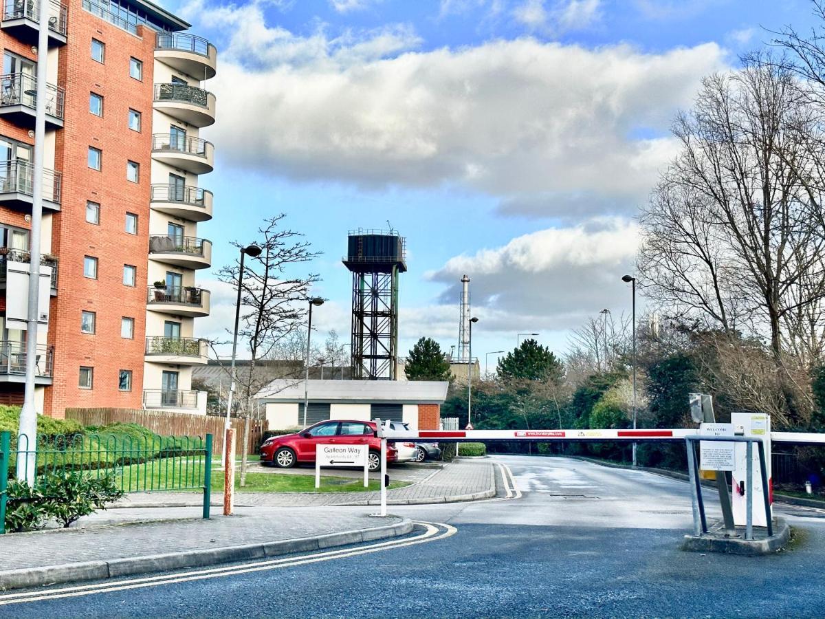Cosy Canal View Apartment Cardiff Bay Buitenkant foto